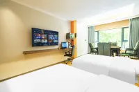 Dazhou Yilan E-Sports Hotel (Yangguang Shua Du Food Street)