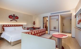 Ni Hao Hotel (Dali Station Erhai Park)