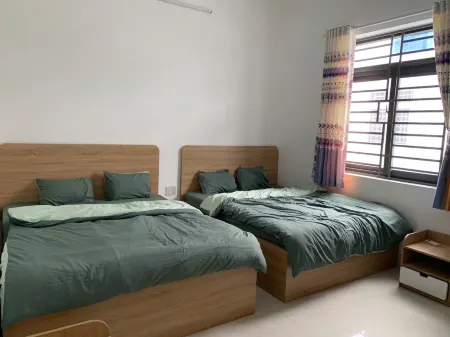 Homestay Is Home Отели в г. Рак Гия