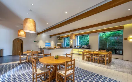 Ou Xia Mediterranean Hotel (Shanghai Xinzhuang Subway Station North Square Branch) Отели рядом с достопримечательностью «Zhuanqiao Park»