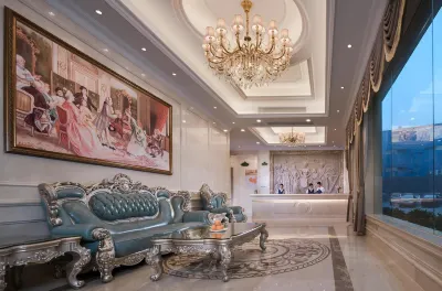 維也納飯店（深圳清湖地鐵站店） 七彩夢小童中心附近的飯店