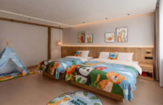 Manlan Xitang Hotel (Yingtianmen South Square Branch, Luoyi Ancient City, Luoyang)