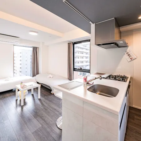 osaka namba riverside garden hotel Отели рядом с достопримечательностью «Концертный зал Namba Hatch»