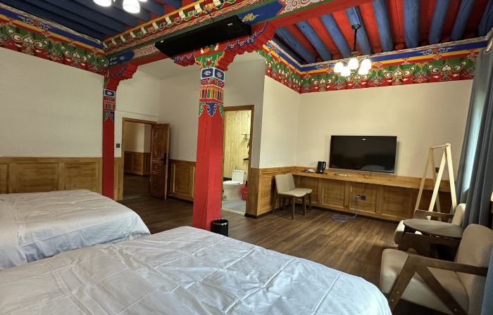 At the foot of the glacier, Tibetan style homestay (Jiagong Township branch)