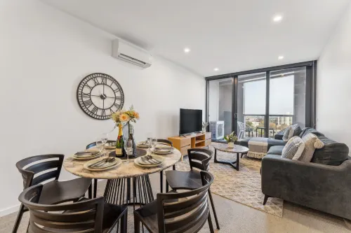 Mega Style Apartments Kings Domain South Melbourne 호텔
