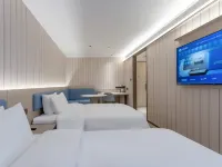 HanTing Hotel (Yiwu Railway Station Liuqing Night Market) Hotels near Liuqing Night Market