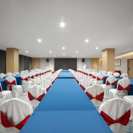Wan'ao Zhixuan Hotel (Red Cross Branch of High Speed Rail North Station)
