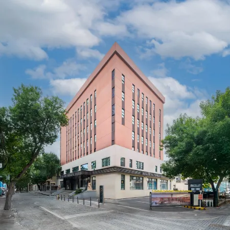 Wanjia Boutique Hotel (Tianjin Station Binjiang Road Pedestrian Street) Отели рядом с достопримечательностью «Стадион «Миньюань»»