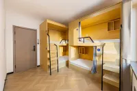Sunset Bay Hostel (Huoju 8th Street)