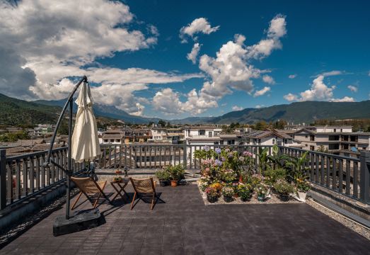 옥룡설산 게스트하우스