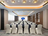 Hilton Garden Inn Luanchuan Laojun Mountain Hotels in Luanchuan County