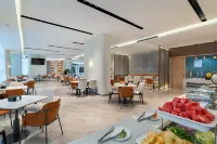 Holiday Inn Express Langfang Sanhe by IHG - فطور