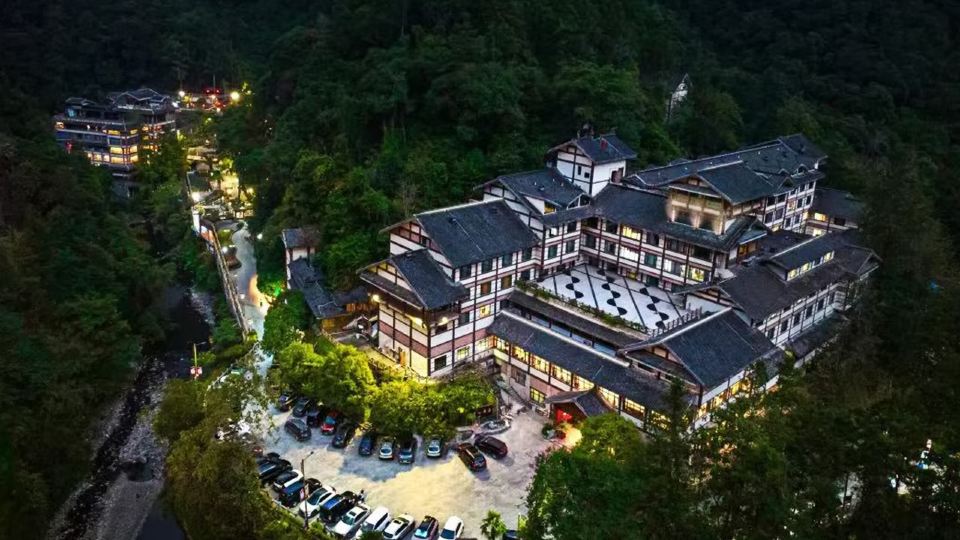 Longsheng Hot Spring Resort