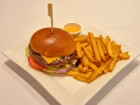 Supreme Inn Boston - breakfast