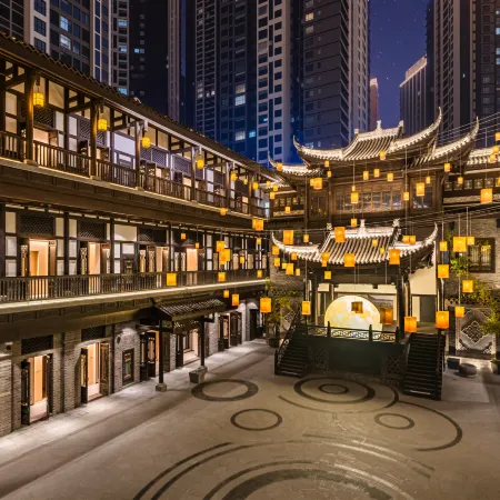 JI Hotel (Chongqing Nanbin Road Danzishi Old Street) Отели рядом с достопримечательностью «Чан Цзявэй Покупательский парк»