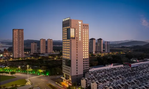 維也納國際酒店（韶關高鐵站廣場店）