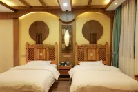 麗江石琉賞客棧（麗江古城四方街店）