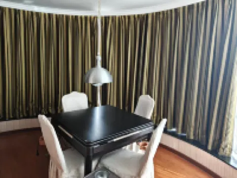Vienna Classic Hotel (Lianzhou Building)