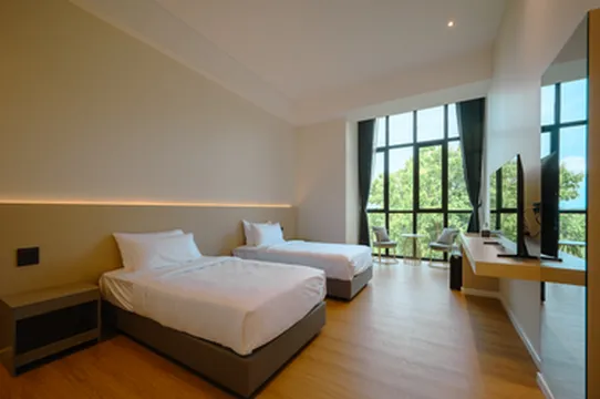 รูปภาพของGrand The Room Hotel