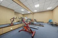 Yining Development Zone Licheng Ruixuan Hotel (Yining Airport) - ที่มีฟิตเนส