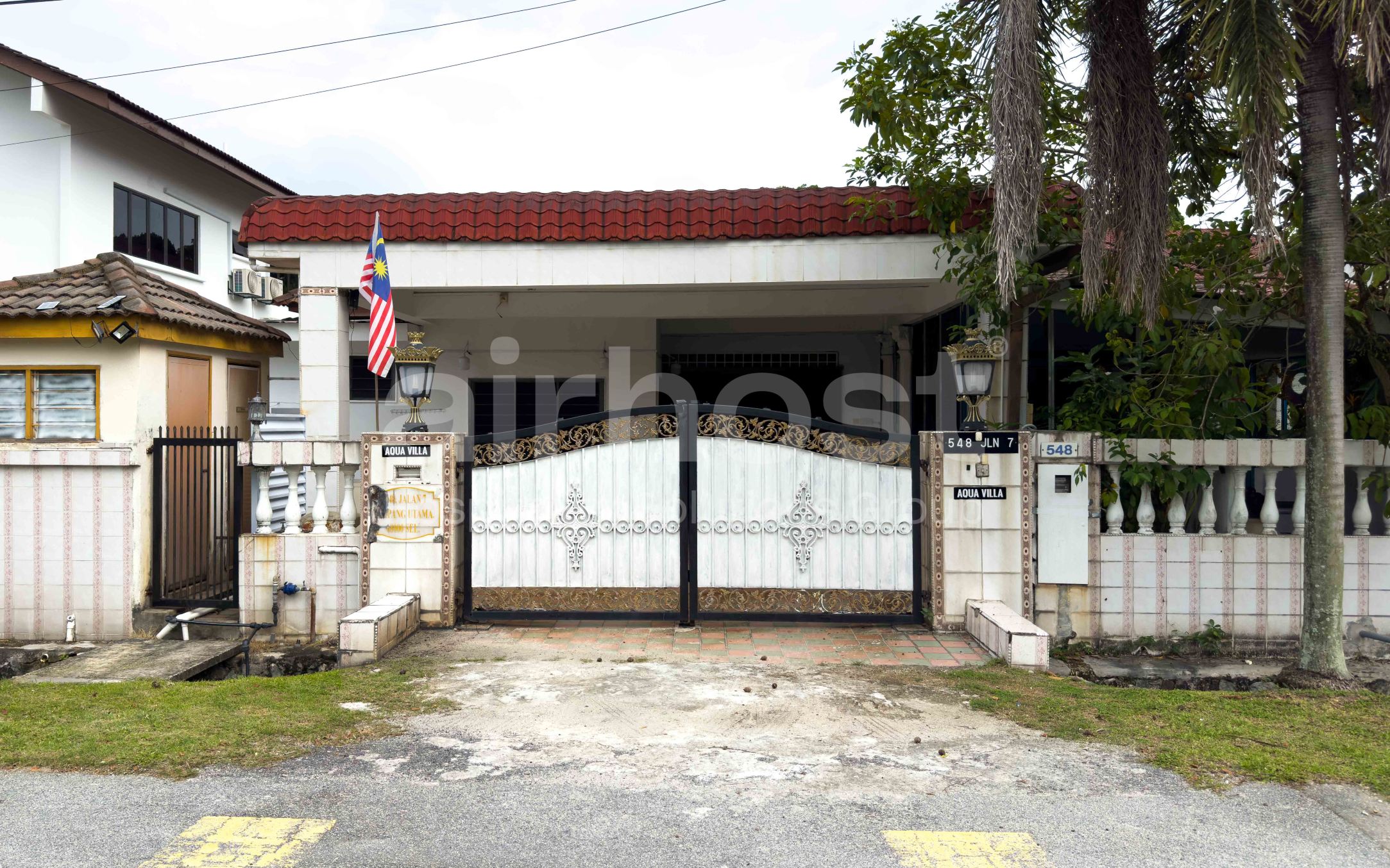 Family Home Ampang Utama | Muslim Friendly (9 people) Hotels in Ampang