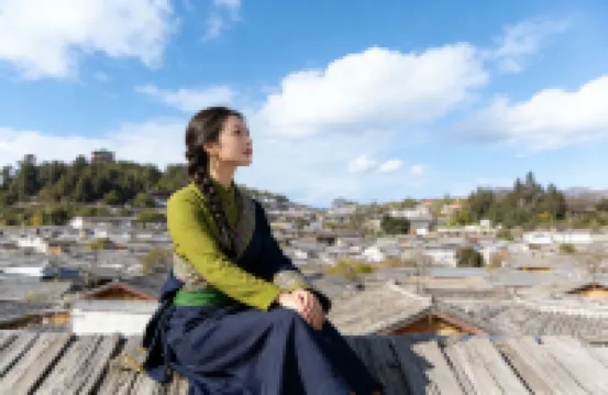 潤境逸賢居デザイナー酸素供給民宿 香格里拉（独克宗古城大仏寺転経筒）