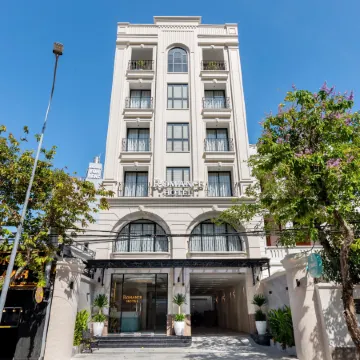 Romance Boutique Hotel Vung Tau Отели рядом с достопримечательностью «Пляж Фронт-Бич»