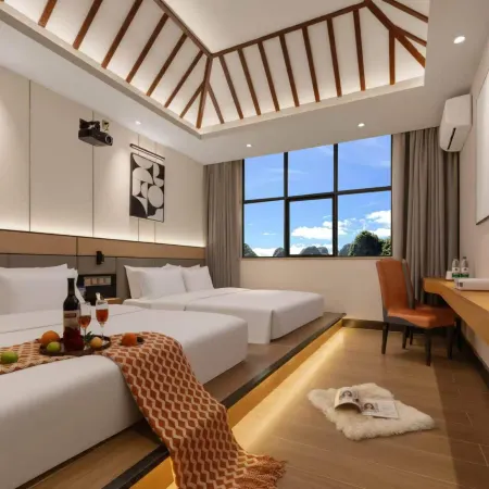 Blue Diamond Hotel