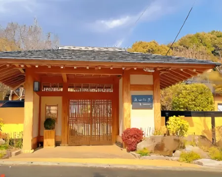 小嵐山秋月 朝倉のホテル