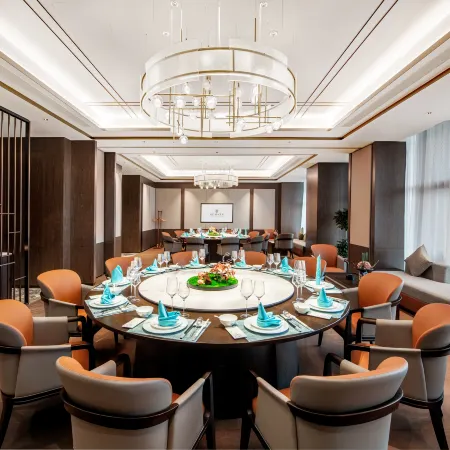 Linkong Jinjiang Hotel
