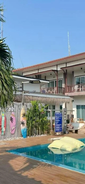 รูปภาพของบ้านกัปตันฮุค พูล เกาะล้าน