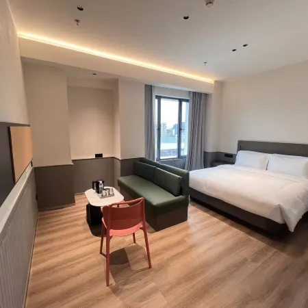 on  the  Tock  hotel Отели рядом с достопримечательностью «Кяомейша Бич»