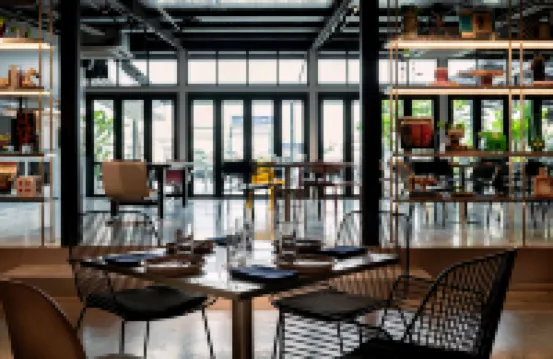 The StandardX, Bangkok Phra Arthit Отели рядом с достопримечательностью «Пирс Праатхит»