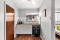 Private & Comfortable Rooms – Steps from Bus Stop