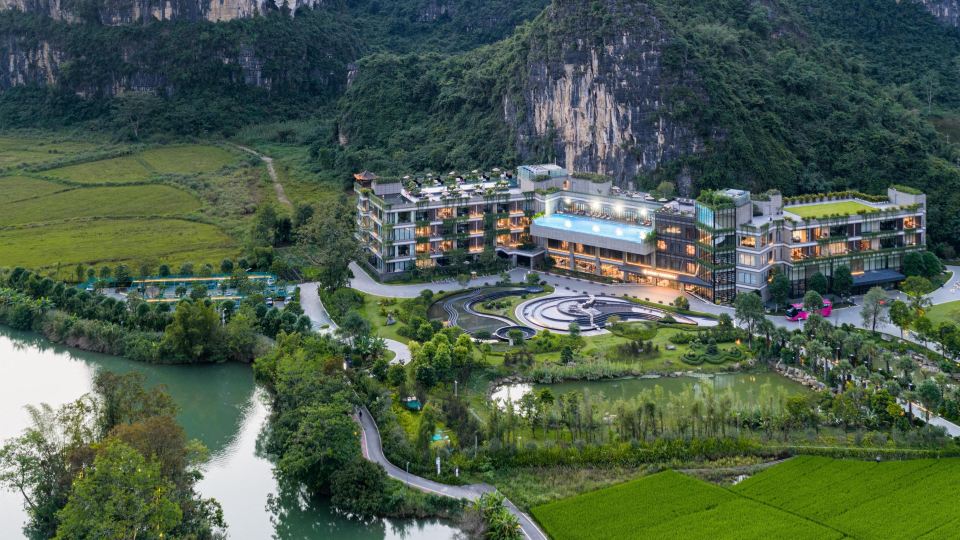 Changliu Mountain Resort Hotel