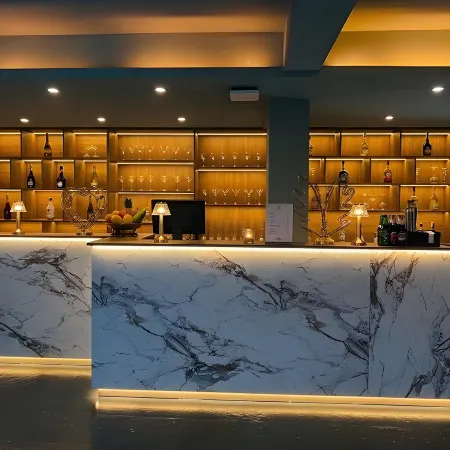 Clover Hotel Monivong
