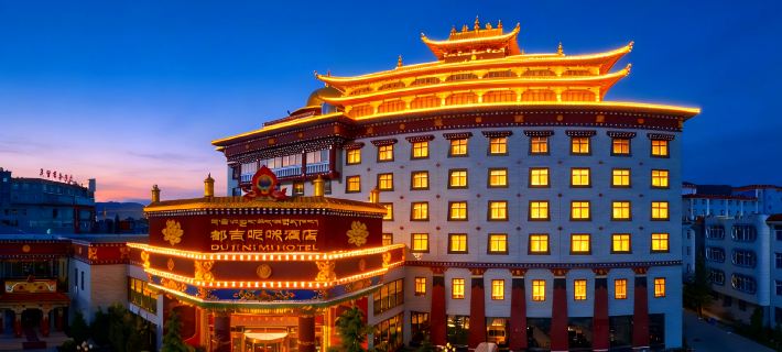 Dujinimi Tibetan Culture Themed Hotel Hotel di Shangri-La