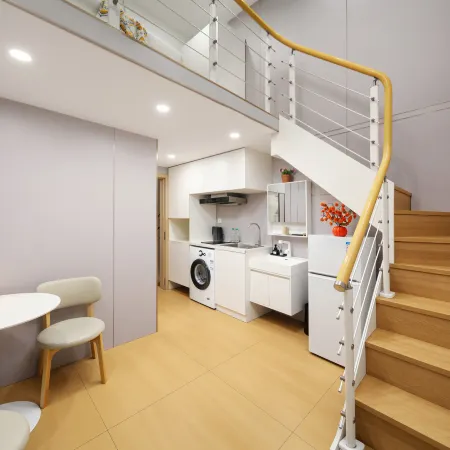 Such as Yuanmo Crystal Hotel Apartment (New International Expo Center Yanggao South Road Store)