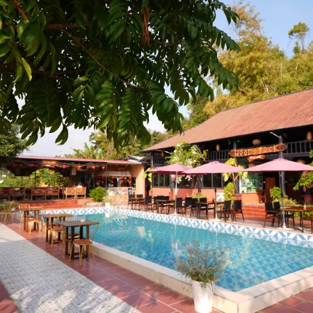 Cat Ba SOL Beach
