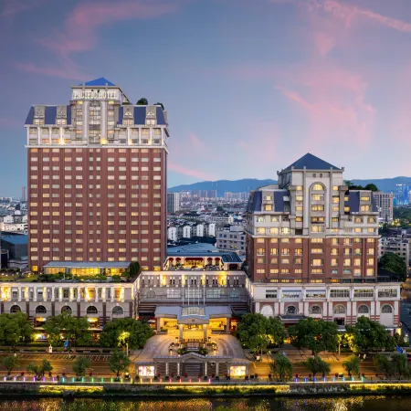 Grand Pacific Hotel