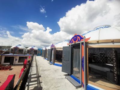 Shanyeli Homestay (Huitengxile Grassland)