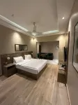 Hamsun Shahrah-e-Faisal - 3-Star