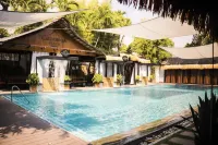 California Beach Pansol - 4-Star