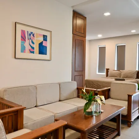 WH Bassac Residence