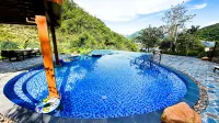 Hezhou Bamboo Hidden Hot Spring Resort - Hot Springs