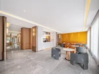 Ezhou Days Select Wyndham Hotel (Gedian South Station) - parking
