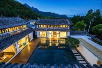 Lijiang Chiliu Art Hotel - Inns