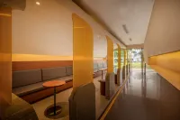 Qionghai Hotel - Pools