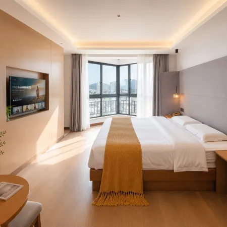 Yinji Seaview Hotel (Yuhuan Kanmen Housha)