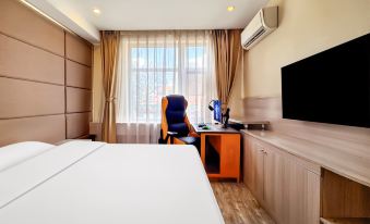 Yaxin E-Sports Hotel (Baoding Hebei University)